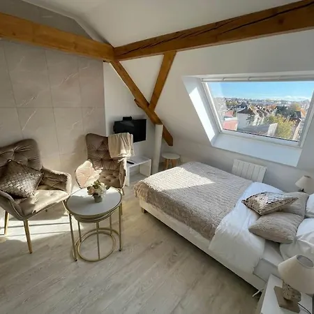 Esprit Beige - Joli Salengro - Sauna & Sport Club Apartament Miluza