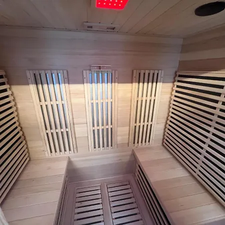 Esprit Beige - Joli Salengro - Sauna & Sport Club Miluza